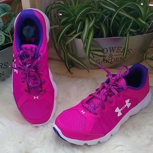 🆕 Under Armour Running shoes❤️